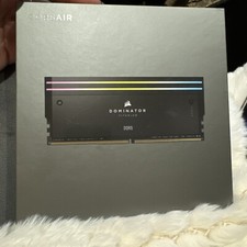 CORSAIR DOMINATOR TITANIUM 64Go (2 x 48gh) PC5-) DIMM Mémoire...