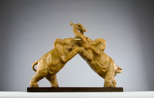 Combat elephants sculpture - d,