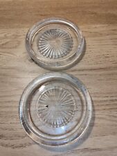 -2 DESSOUS de BOUTEILLES ou CARAFES EN CRISTAL marqués BACCARAT Lire L'annonce 