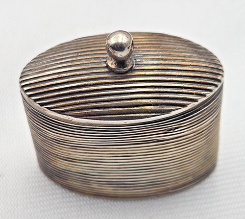Ancienne boite pilules - boite,