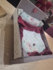 Lit de poupée en bois 33cm X