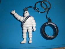 2 Porte Clés Michelin neufs - Bibendum et Pneumatique