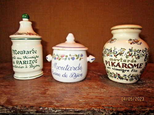 Moutardiers publicitaires