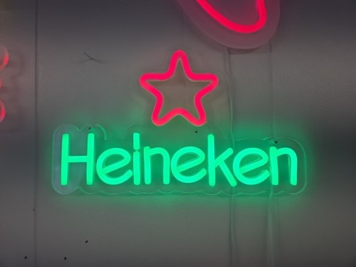 Nwt heineken led lighted sign - nwt,