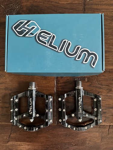 Helium bmx racing - racing, pedals