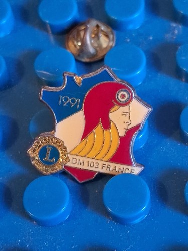 Pin pins lions club - club, ancien