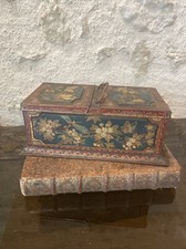 HUNTLEY & PALMERS  Boite ancienne tole lithographiée Oiseaux et fleurs