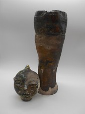 SCULPTURE / BOUTEILLE TÊTE  EN TERRE VERNISSÉE CHINE / VIETNAM ? A IDENTIFIER