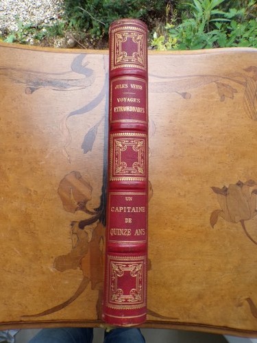 9466 verne capitaine - 9466, un