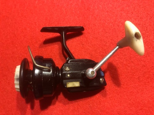 Pêche ancien moulinet bam - /,