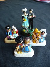 Figurines couple peintes : Alsaciens,  Bretons, pêcheurs …