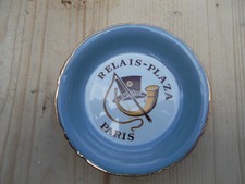 Soucoupe Rendu Monnaie Relais Plaza Athénée porcelaine anglaise