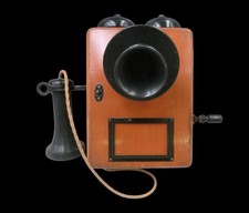 Téléphone À Manivelle