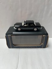 ELIGOR 1338 BMW 2000 Taxi Noir