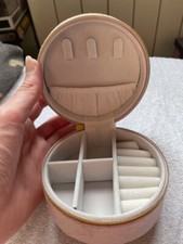 boite à bijoux rose pale en velours