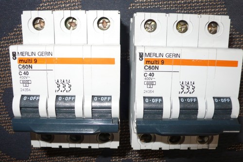 Disjoncteur triphase 40a - disjoncteur,