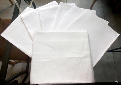 Ancienne nappe damassee - ancienne,
