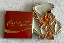 40 - Pin's MASCOTTE JEUX