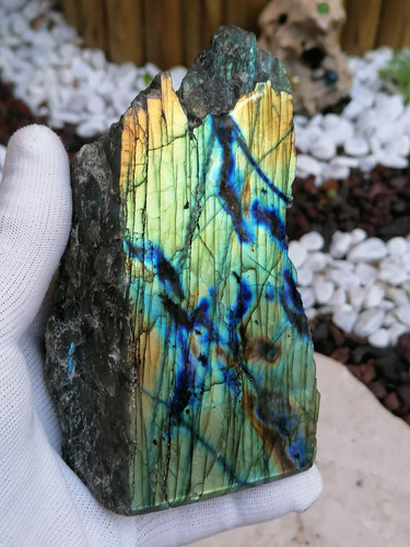Labradorite semi polie 710 - semi-polie,