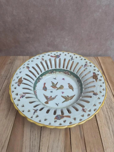 Coupe ajourée porcelaine - en,
