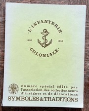 11 LIVRE INSIGNES MILITAIRES -