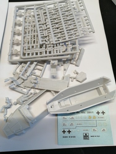 Maquette plastique 72 - plastique, /72