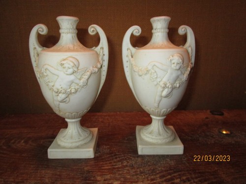 Paire vases anciens en - de,