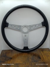 Ancien volant Hellebore