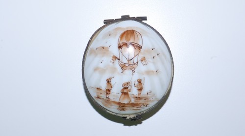 Ancien pilulier porcelaine - ancien, en