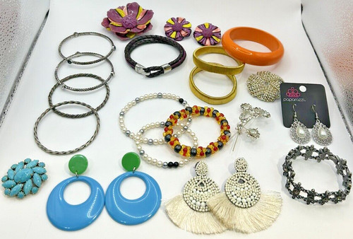 Mixed lot vintage modern - of, &