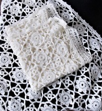 RIDEAUX  CROCHET FAIT MAIN ARTISANAT FRANCAIS ETOILE la paire PROMO