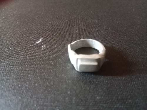 Bague ancienne poilu en - de,