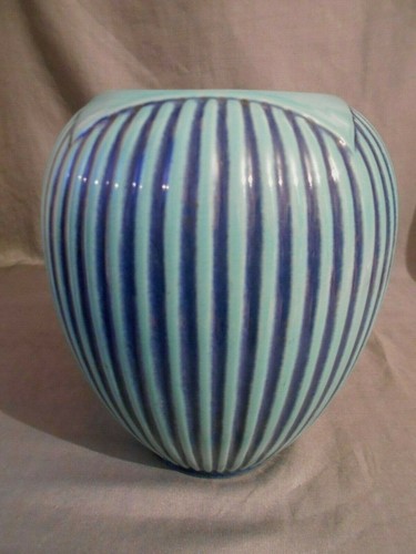 Beau vase bleu - dlg, art