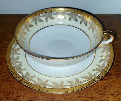 Déjeuner tasse chocolat sous - tasse,