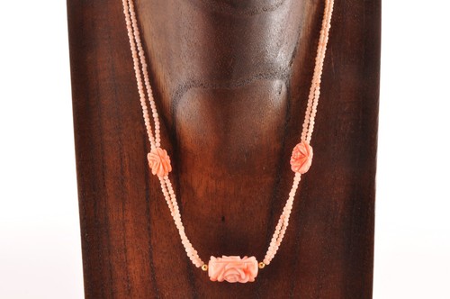 Collier corail rose fermoir - , or