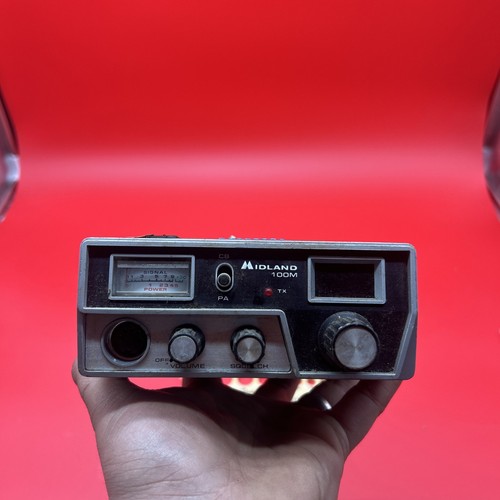 Vintage 1981 radio midland - radio,