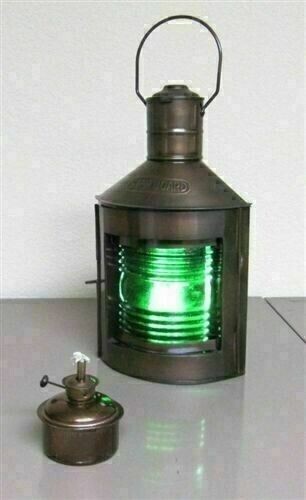 Ancienne lampe pétrole - ancienne,