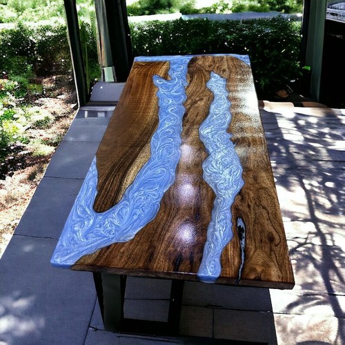 Table résine live edge - en,