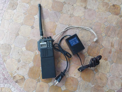 Yeasu vhf transceiver - vhf, fm