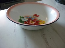 bassine / cuvette en tôle