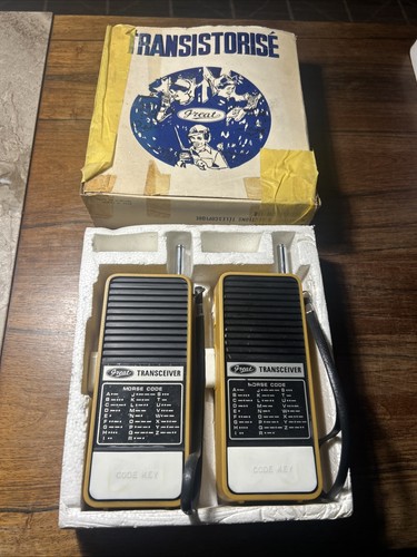 Walkie talkie vintage great - walkie,