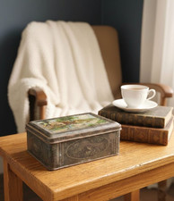 Boîte en Métal Ancienne