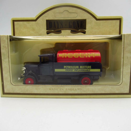 Voiture miniature ancienne - voiture,