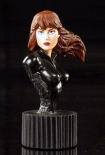 Buste BLACK WIDOW Bowen