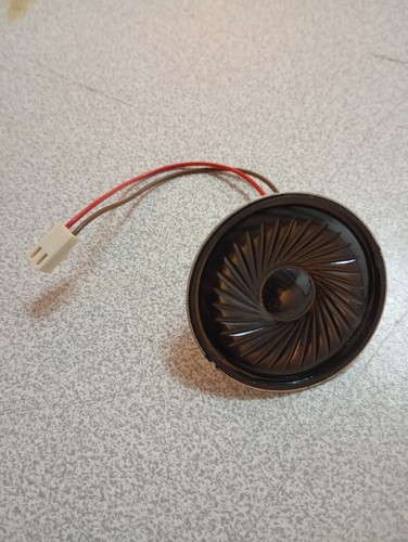 Dxi 50n 8ohm 5w - 8ohm, 0,5w