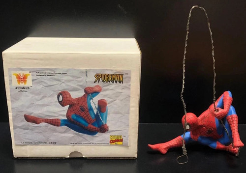 Statue figure spider man - statue,