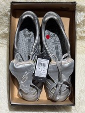 Nouveaux crampons de football