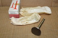 soupapes neuves d'époque