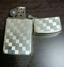 Surface miroir gravée drapeau