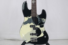 Squier by Fender FRANK BELLO